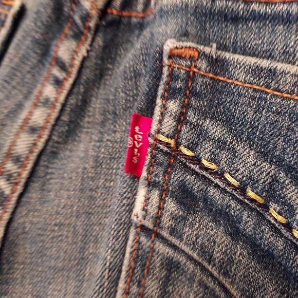 Vintage Levi's 505 Straight Leg Jeans 8M. - Picture 3 of 12